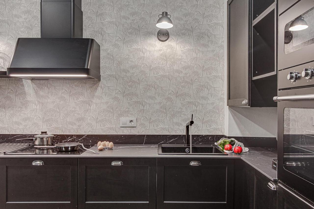 Central Square Deluxe Apartment Ла Коруня Екстериор снимка