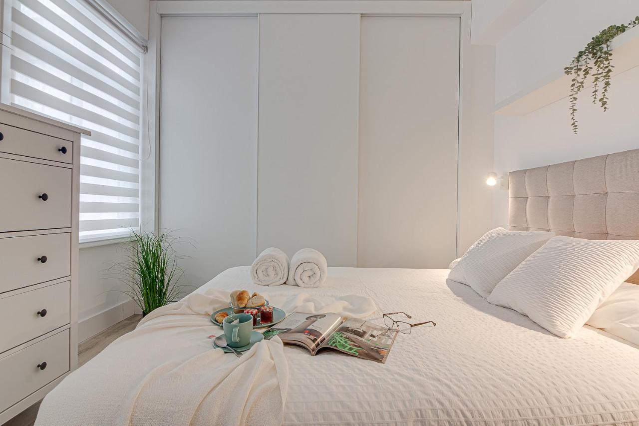 Central Square Deluxe Apartment Ла Коруня Екстериор снимка